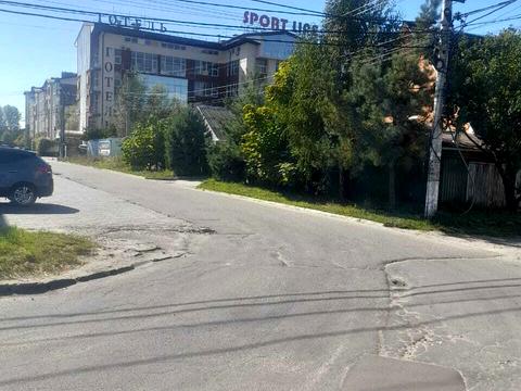 ділянка за адресою Інститутська вул., 10