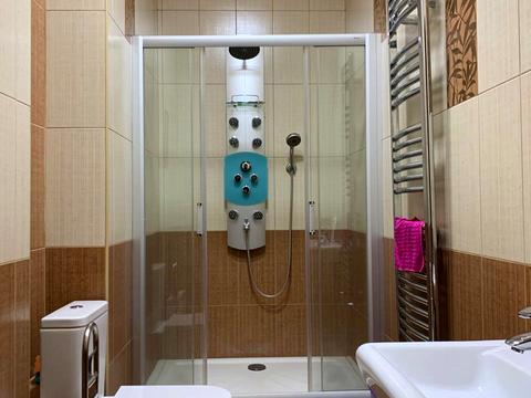 дом по адресу Горіхова, 4