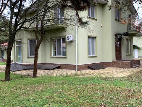 дом по адресу Горіхова, 4