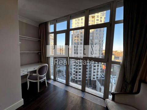 квартира за адресою Андрія Верхогляда вул. (Михайла Драгомирова), 16