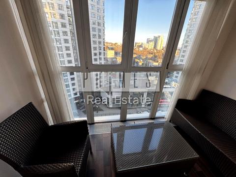 квартира за адресою Андрія Верхогляда вул. (Михайла Драгомирова), 16