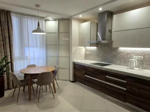 квартира по адресу Анны Ахматовой ул., 30