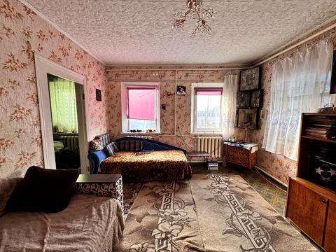 будинок за адресою смт. Обухівка, Світла