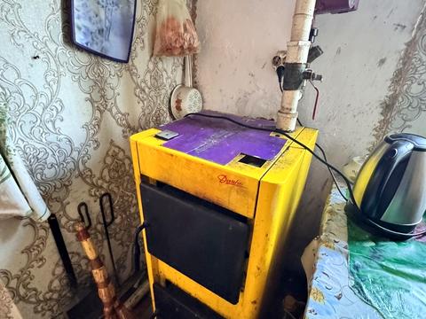 будинок за адресою смт. Обухівка, Світла