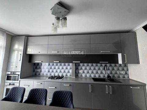 квартира за адресою Василя Стуса вул., (Будинок 5)