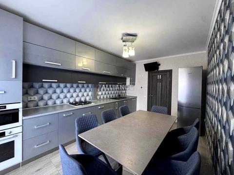 квартира за адресою Василя Стуса вул., (Будинок 5)