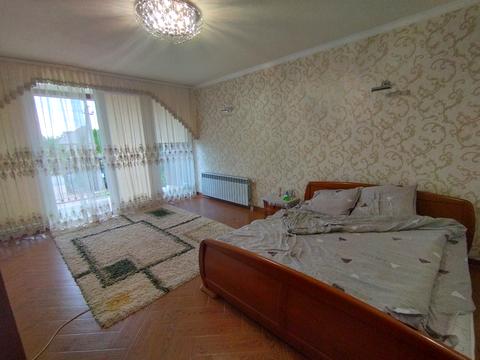 будинок за адресою Центральна