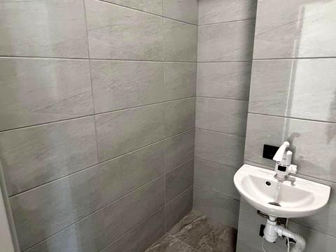 коммерческая по адресу Княгинин ул., (Будинок 12)