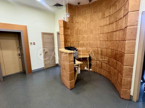 коммерческая по адресу Большая Житомирская ул., 1