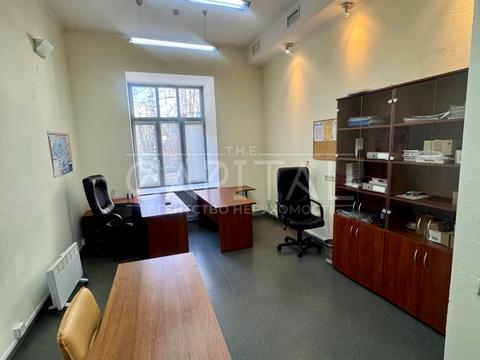 коммерческая по адресу Большая Житомирская ул., 1