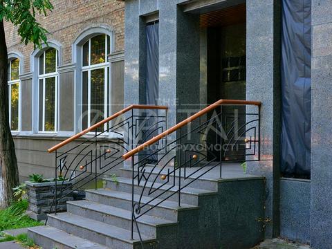 коммерческая по адресу Васильковская ул., 7/7