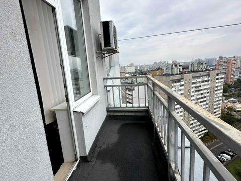 комерційна за адресою Бориса Гмирі вул., 4