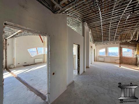 комерційна за адресою Крутий узвіз, 7