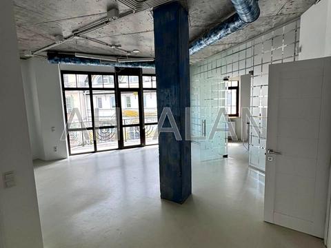 коммерческая по адресу Воздвиженская ул., 51