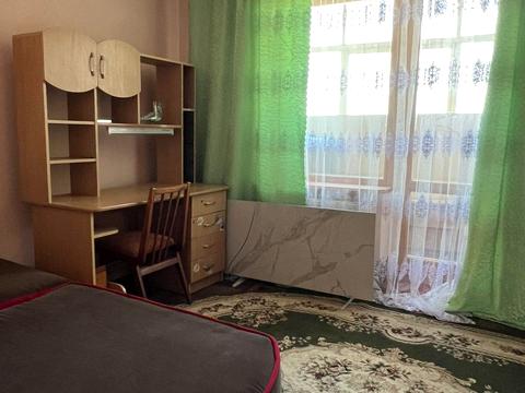 квартира за адресою Гната Хоткевича вул., 53