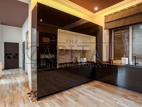 будинок за адресою Жовтнева вул.