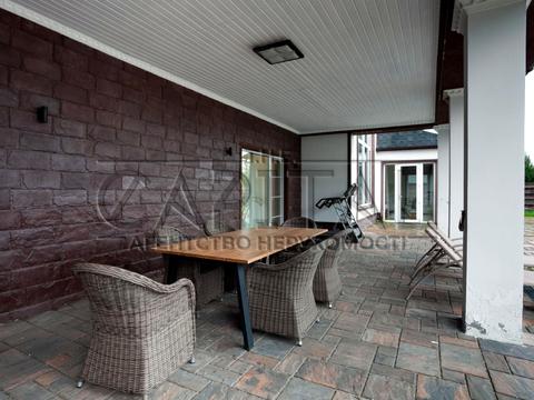 будинок за адресою Жовтнева вул.