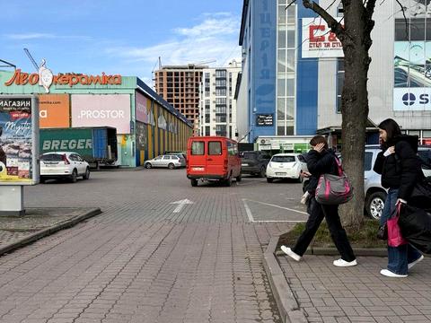 комерційна за адресою Мазепи вул., (Будинок)