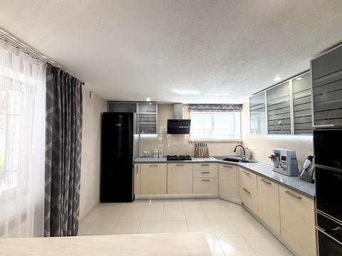 будинок за адресою Низова, 1