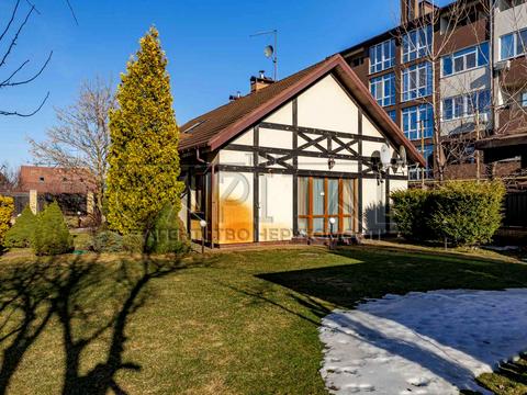 дом по адресу фастівський