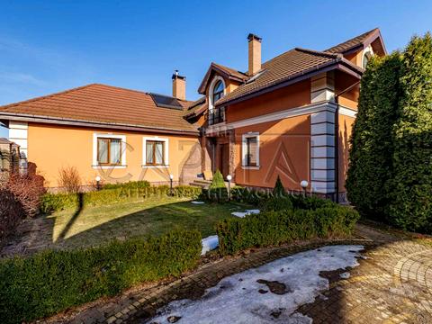 дом по адресу фастівський