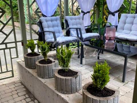 комерційна за адресою Миколи Міхновського бульв. (Дружби народів), 14-16