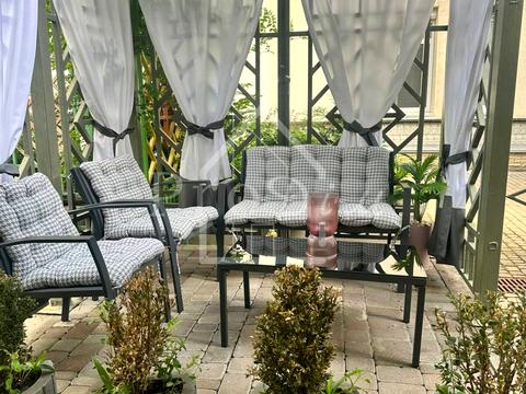 комерційна за адресою Миколи Міхновського бульв. (Дружби народів), 14-16