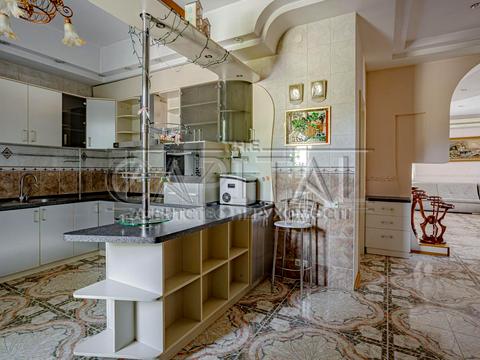 дом по адресу Садова