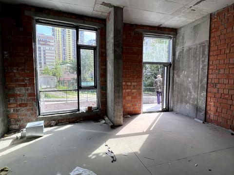 комерційна за адресою Шолуденка вул., 30