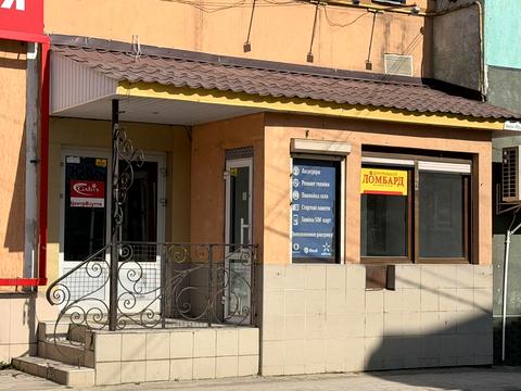 комерційна за адресою Данила Галицького вул., 1