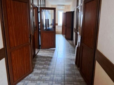 комерційна за адресою Нежданової вул., 67а