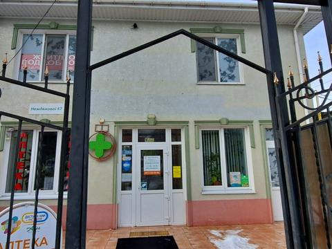 комерційна за адресою Нежданової вул., 67а