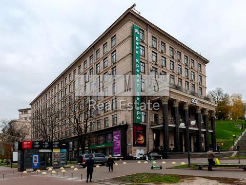 коммерческая по адресу Крещатик ул. (Kreschatic), 7/11