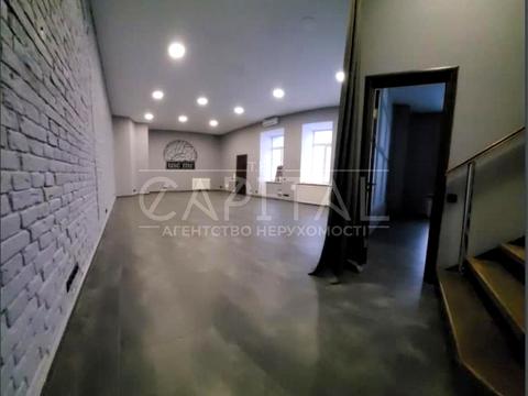 комерційна за адресою Академіка Богомольця вул., 5