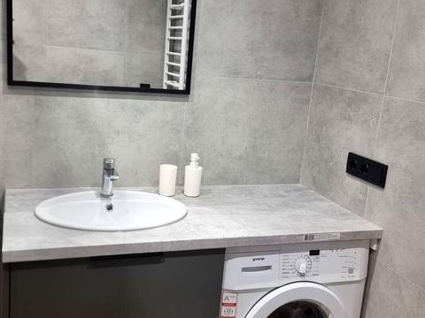 квартира по адресу Героев Майдана ул., 2