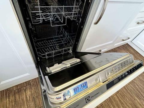 квартира за адресою Радість вул., 10а