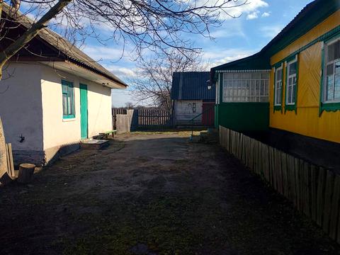 дом по адресу с. Любовичи, Старолюбовицкая ул. (Чапаєва)