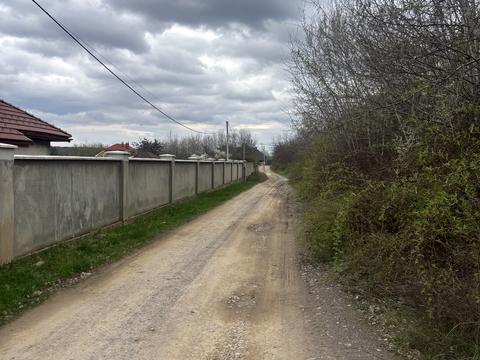 участок по адресу Березова