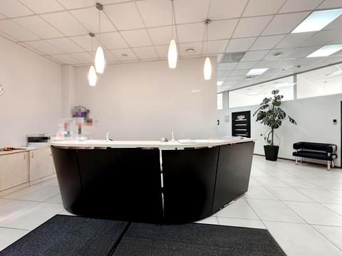 коммерческая по адресу Андрея Верхогляда ул. (Михайла Драгомирова), 16