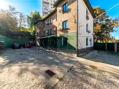 комерційна за адресою Ломаківська вул. (Мічуріна), 3/2