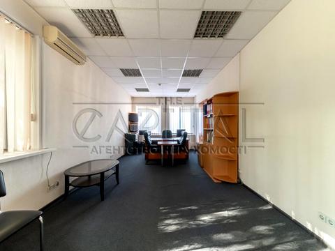 комерційна за адресою Ломаківська вул. (Мічуріна), 3/2