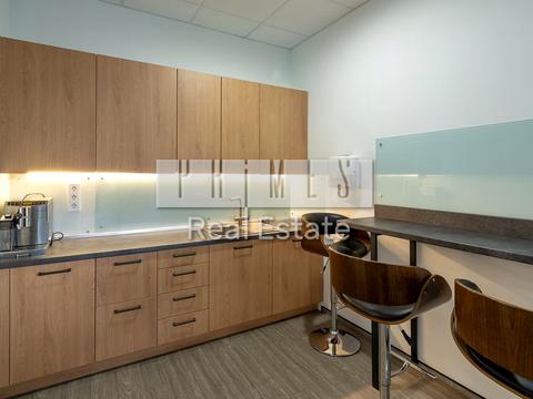 комерційна за адресою Болсуновська вул. (Сергія Струтинського), 23