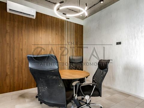 комерційна за адресою Центральна вул., (Будинок 3)