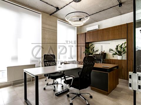 комерційна за адресою Центральна вул., (Будинок 3)