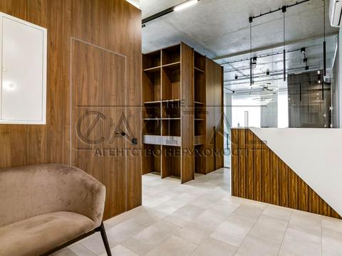 комерційна за адресою Центральна вул., (Будинок 3)