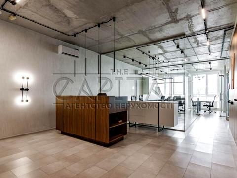 комерційна за адресою Центральна вул., (Будинок 3)