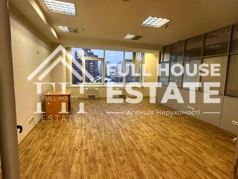 коммерческая по адресу Антоновича ул. (Горького), 172