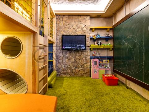 комерційна за адресою Дніпровська набережна вул., 19-А