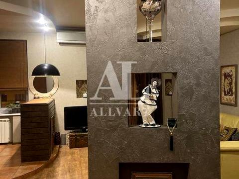 квартира за адресою Велика Васильківська вул. (Червоноармійська), 111/113