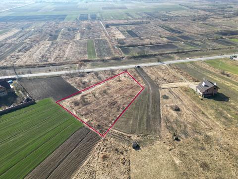 ділянка за адресою 